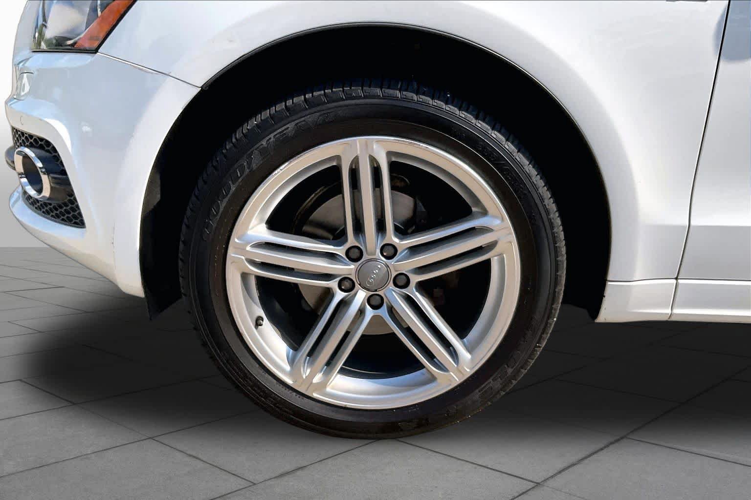 Used 2012 Audi Q5 3.2 Premium Plus AWD/4WD image 10