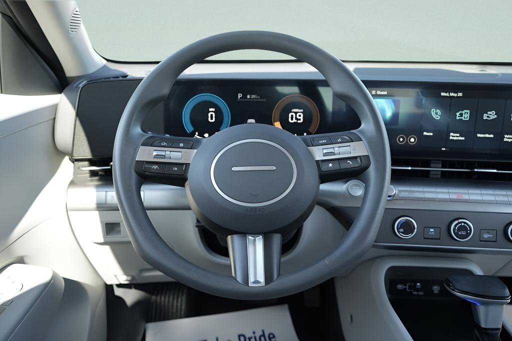 Certified 2024 Hyundai Kona SE AWD/4WD image 15