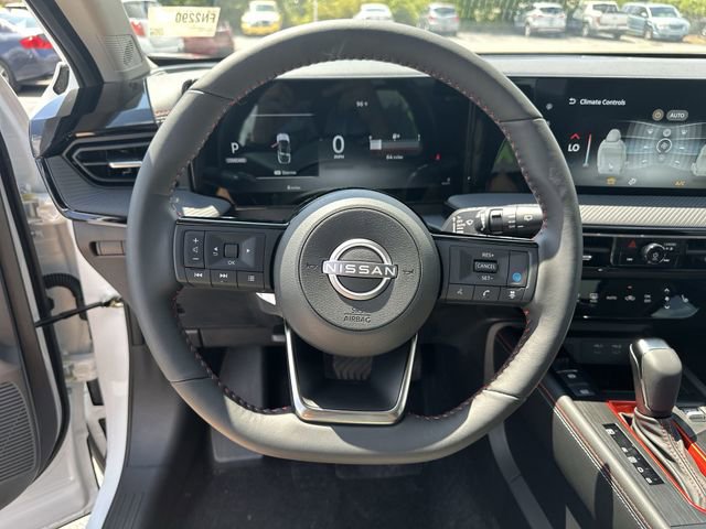 New 2025 Nissan Kicks SR w/ SR Premium Package image 18