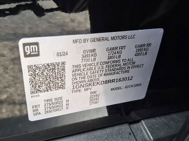 Used 2024 Chevrolet Suburban RST w/ Luxury Package AWD/4WD image 26