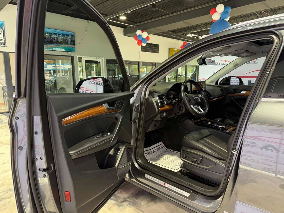 Used 2023 Audi Q5 2.0T Premium Plus AWD/4WD image 15