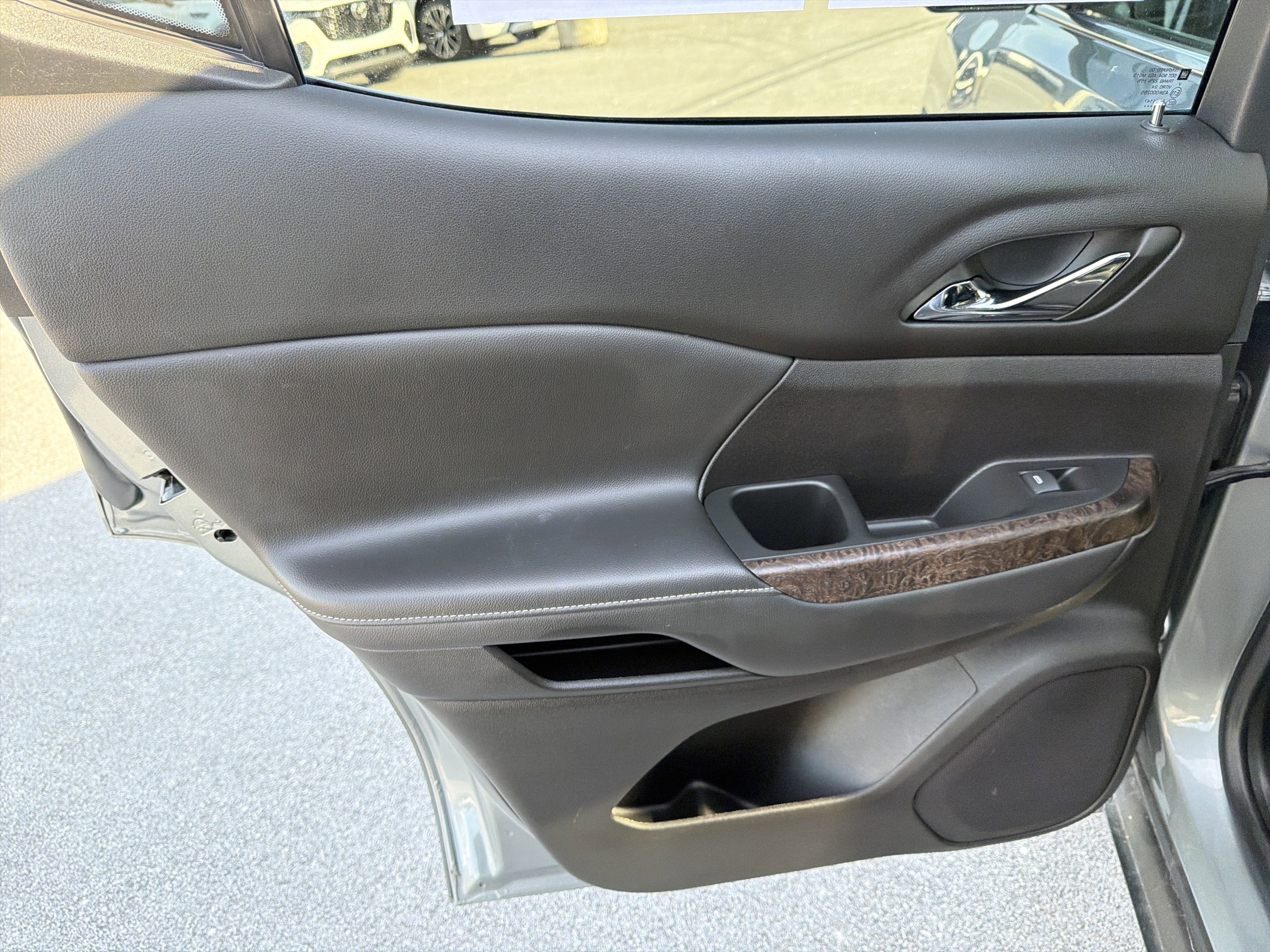 Used 2023 GMC Acadia Denali w/ Denali Technology Package image 66