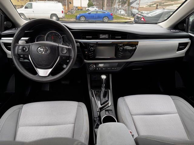 Used 2014 Toyota Corolla LE FWD image 21