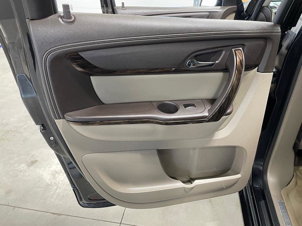 Used 2015 GMC Acadia Denali image 17
