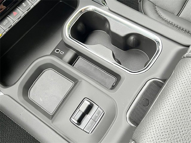 New 2025 GMC Sierra 3500 Denali w/ Denali Reserve Package image 25