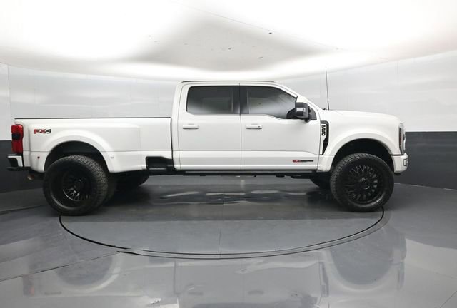 Used 2024 Ford F450 Limited w/ FX4 Off-Road Package AWD/4WD image 2