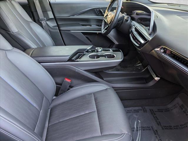 Used 2024 Cadillac Lyriq Luxury image 20