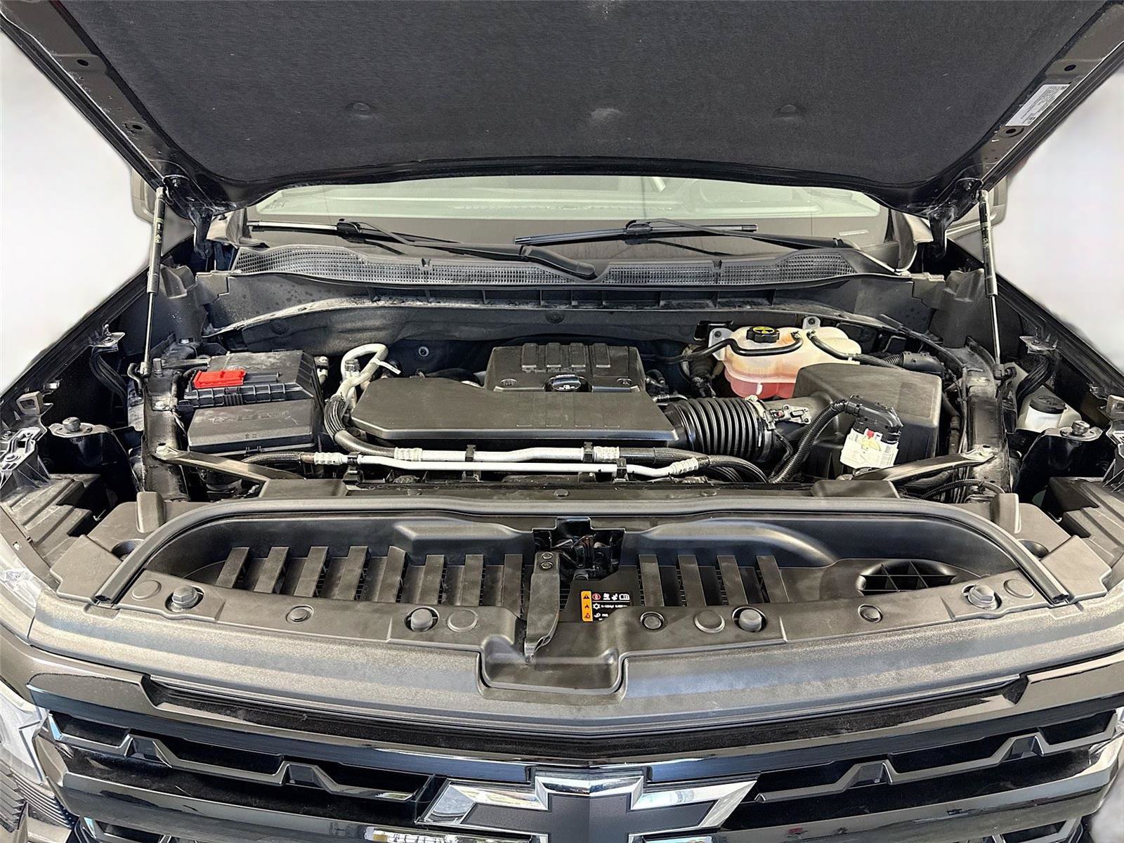 Used 2024 Chevrolet Silverado 1500 LT Trail Boss AWD/4WD image 26
