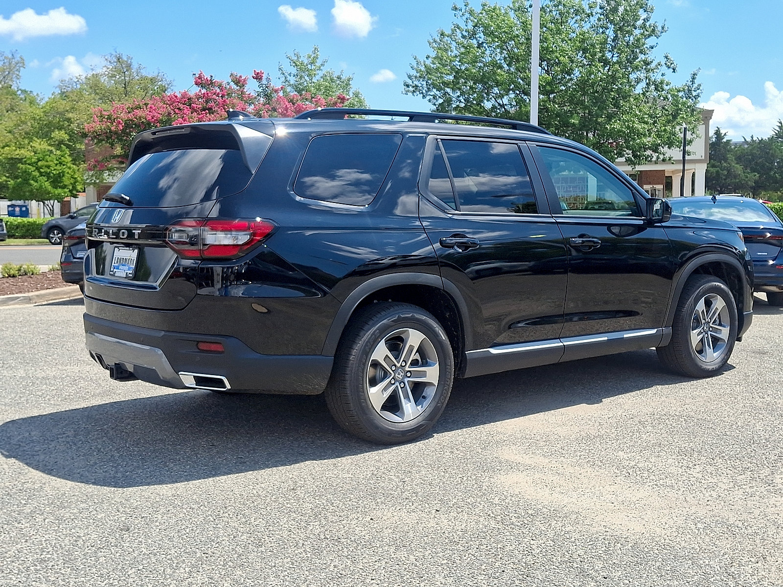 New 2026 Honda Pilot EX-L image 3