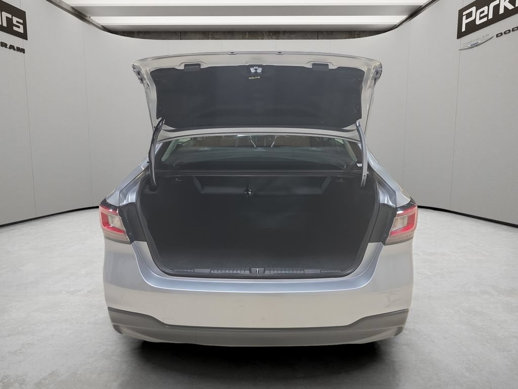 Used 2025 Subaru Legacy Premium AWD/4WD image 11