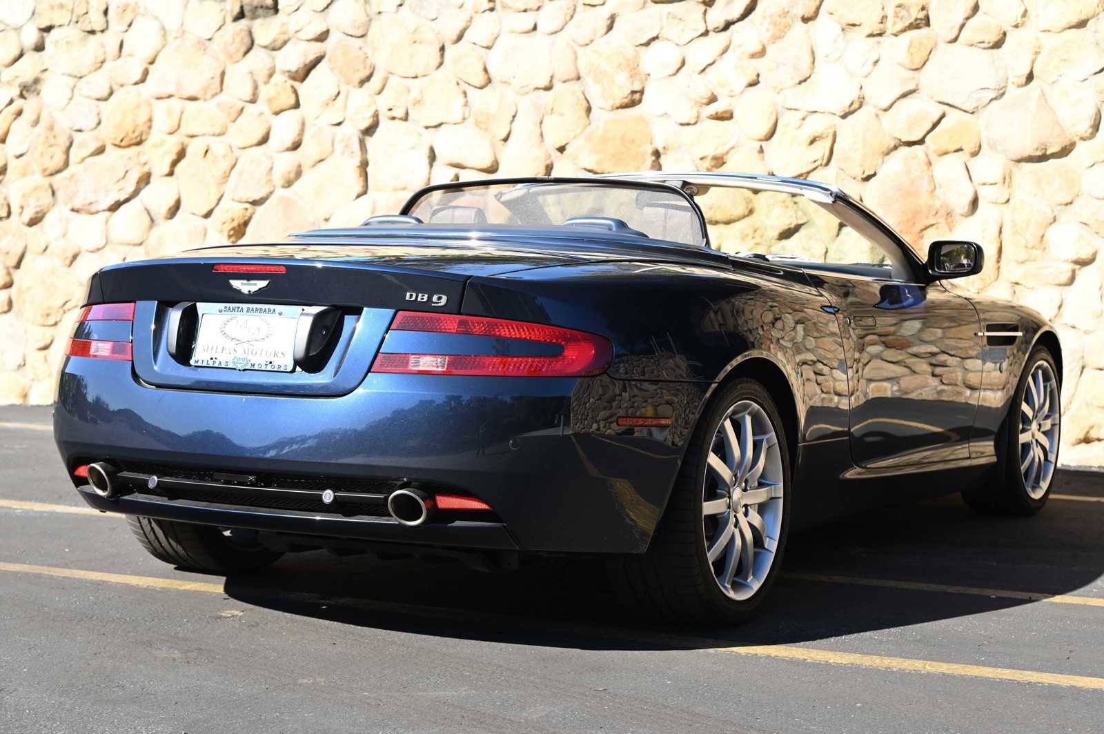 Used 2007 Aston Martin DB9 Volante image 6
