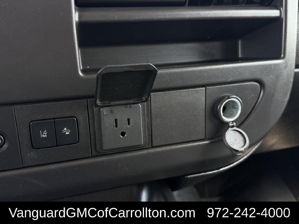 Used 2025 Chevrolet Express 3500 LT w/ LT Preferred Equipment Group RWD image 22