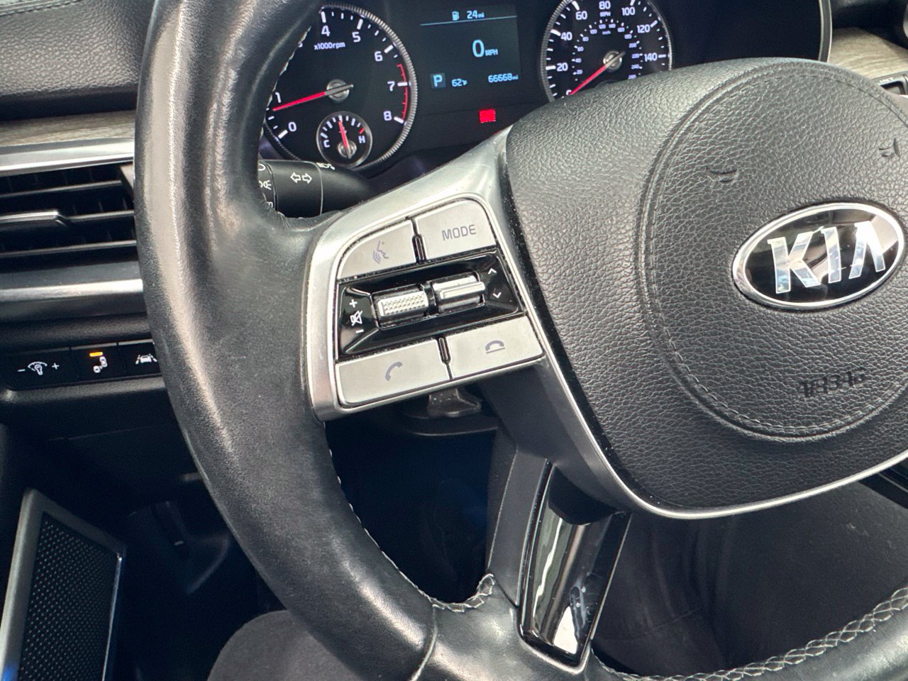 Used 2021 Kia Telluride EX w/ EX Premium Package AWD/4WD image 21