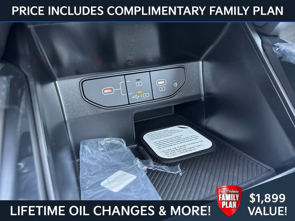 New 2026 Kia Sorento S w/ S Panoramic Sunroof Package FWD image 17
