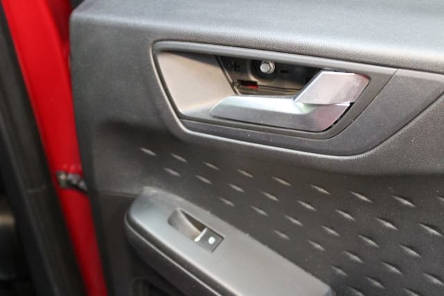 Used 2020 Ford Escape SE AWD/4WD image 12