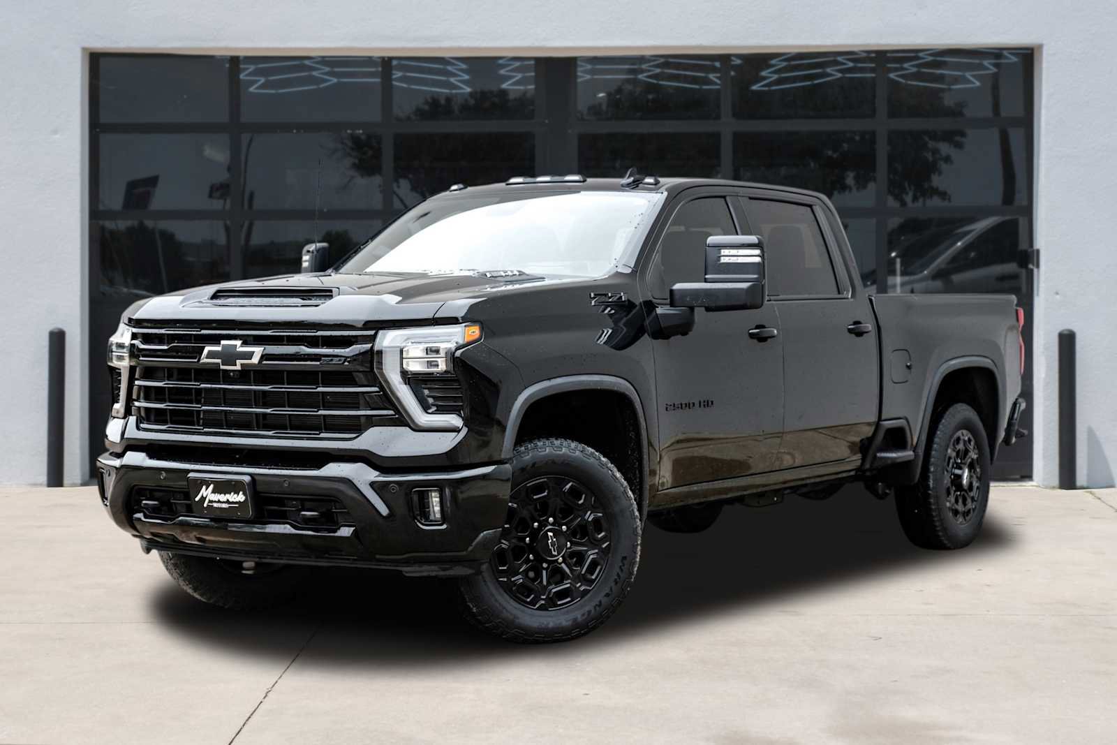 Used 2024 Chevrolet Silverado 2500 LTZ w/ LTZ Plus Package