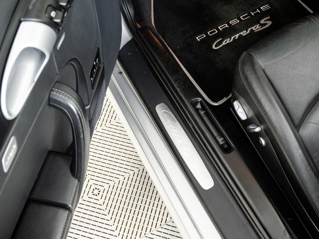 Used 2010 Porsche 911 Carrera S RWD image 8