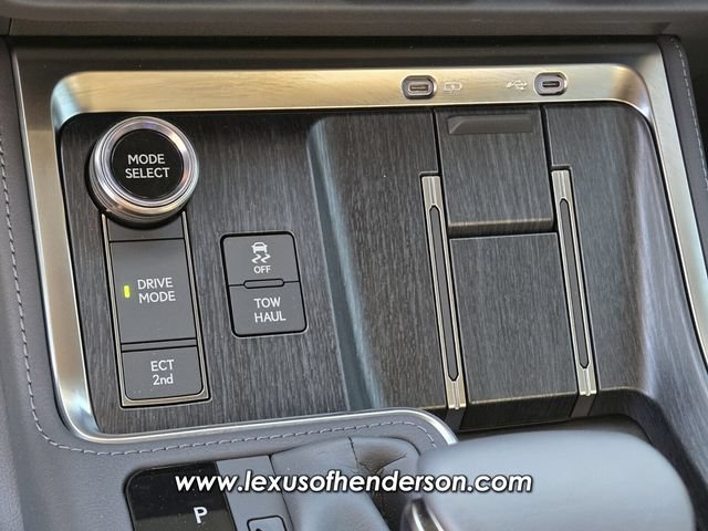 Certified 2025 Lexus GX 550 w/ Accessory Package (Z1) AWD/4WD image 30