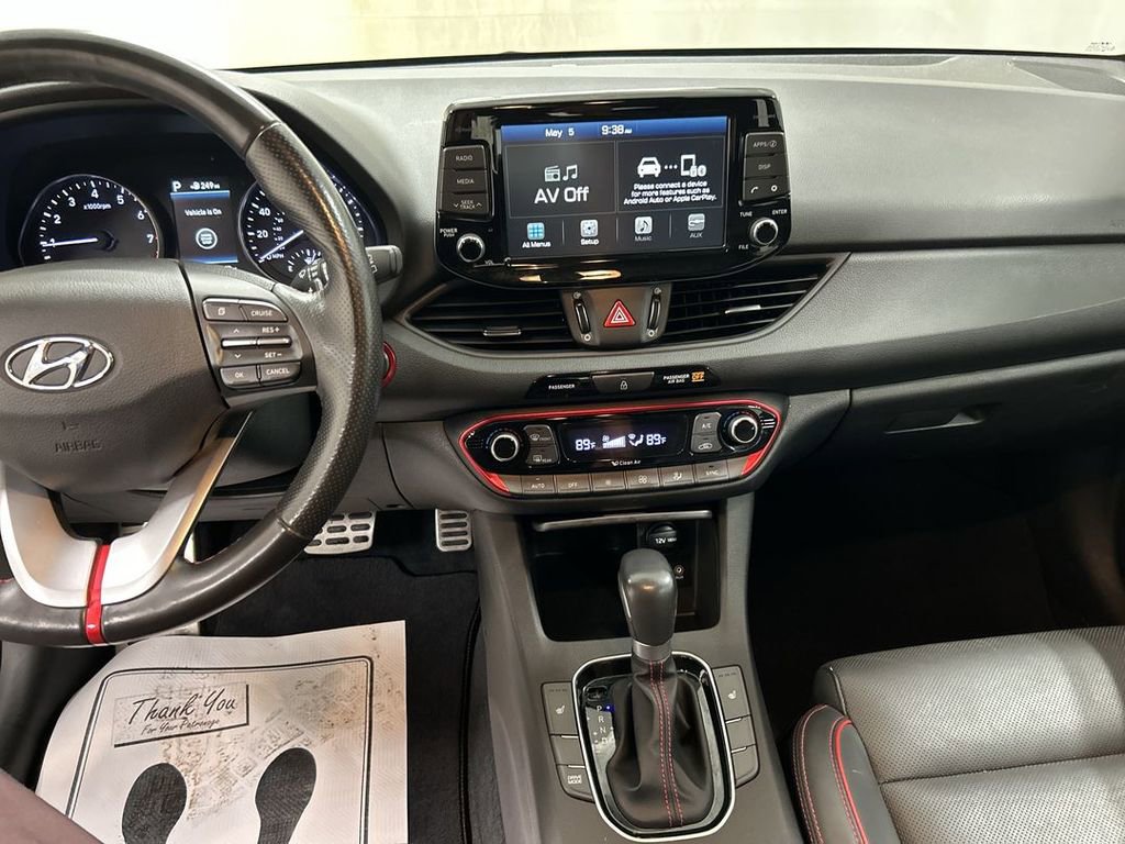 Used 2018 Hyundai Elantra GT Sport FWD image 18