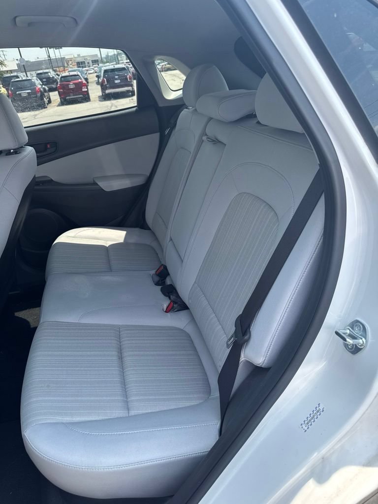 Certified 2023 Hyundai Kona SEL w/ Cargo Package AWD/4WD image 7