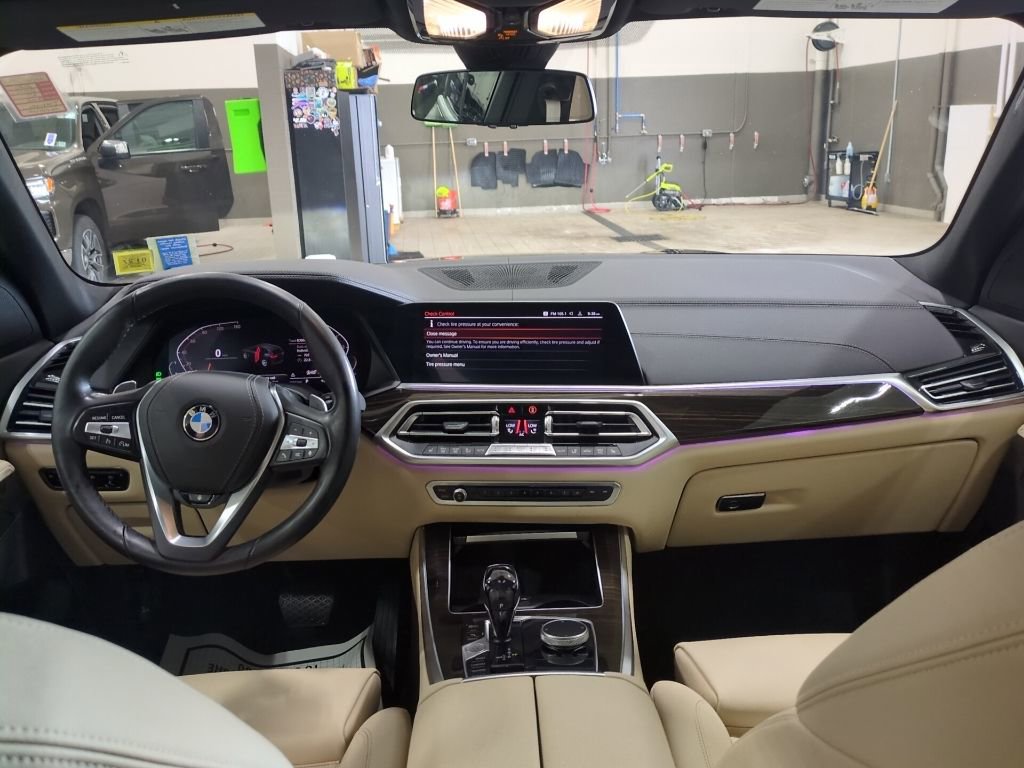 Used 2020 BMW X5 xDrive40i w/ Convenience Package AWD/4WD image 6
