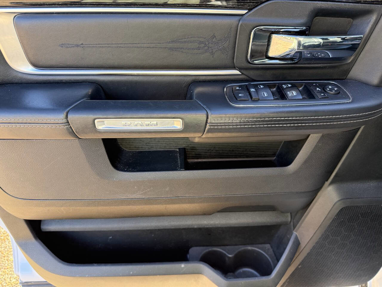 Used 2018 RAM 1500 Limited image 17