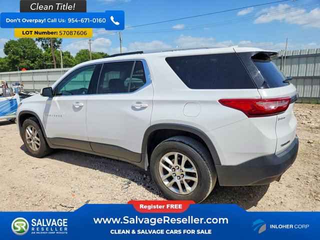 Used 2018 Chevrolet Traverse LT FWD image 3