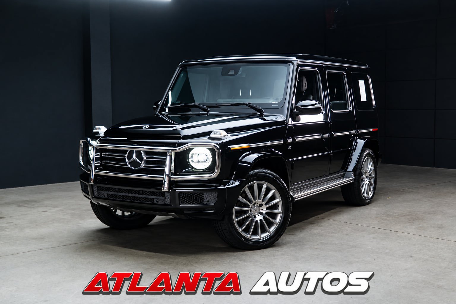 Used 2023 Mercedes-Benz G 550 image 1