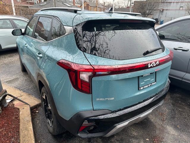 Used 2025 Kia Seltos EX w/ EX Sunroof Package image 6