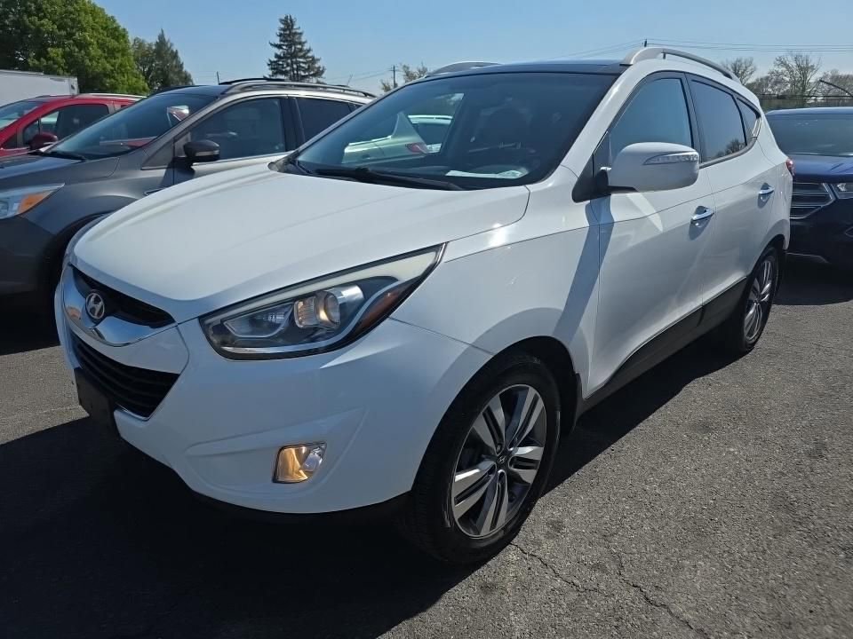 Used 2015 Hyundai Tucson Limited w/ Option Group 03 FWD image 1