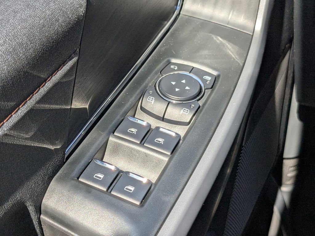 New 2025 Ford F150 Lariat w/ Equipment Group 502A High image 36