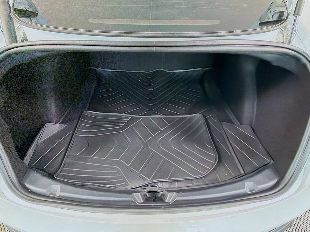 Used 2023 Tesla Model 3 Performance AWD/4WD image 28