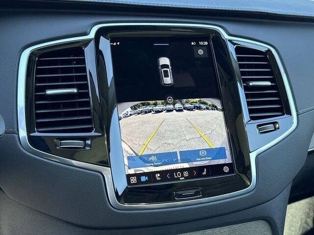 New 2024 Volvo XC90 B6 Ultimate w/ Protection Package Premier image 13