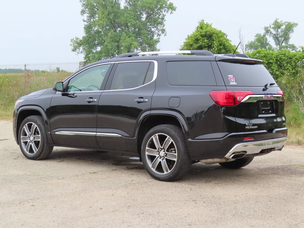 Certified 2019 GMC Acadia Denali w/ Technology Package AWD/4WD image 6