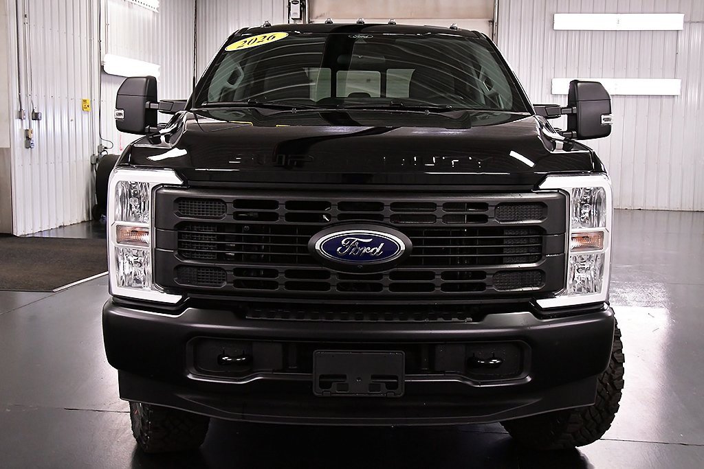 New 2026 Ford F350 XL image 2