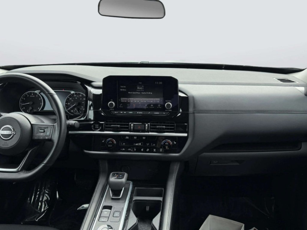 Used 2025 Nissan Pathfinder SV AWD/4WD image 19