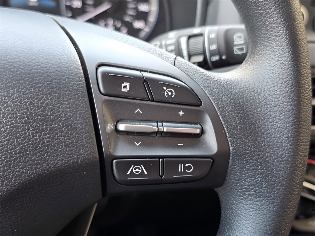 Used 2023 Hyundai Kona SEL image 27