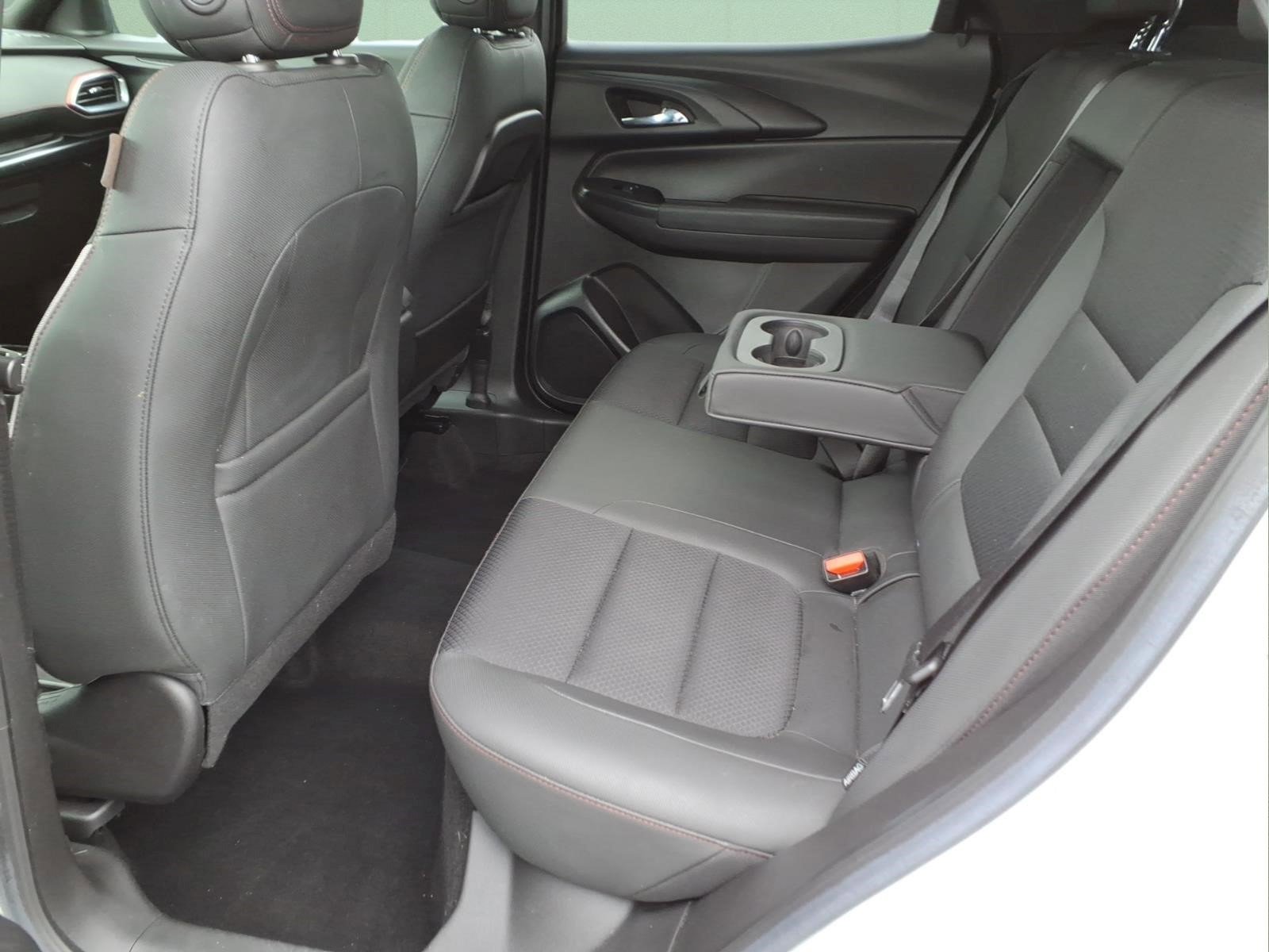 Used 2021 Chevrolet TrailBlazer RS w/ Sun and Liftgate Package AWD/4WD image 12