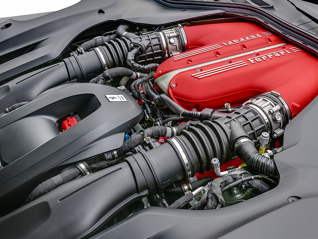 Used 2025 Ferrari 12Cilindri RWD image 34