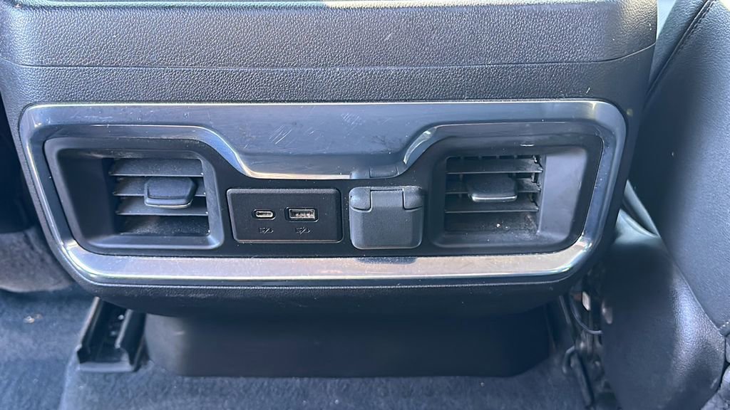 Used 2022 Chevrolet Silverado 2500 LTZ w/ LTZ Premium Package image 23