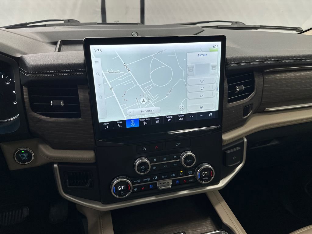 Used 2024 Ford Expedition Max Limited AWD/4WD image 32
