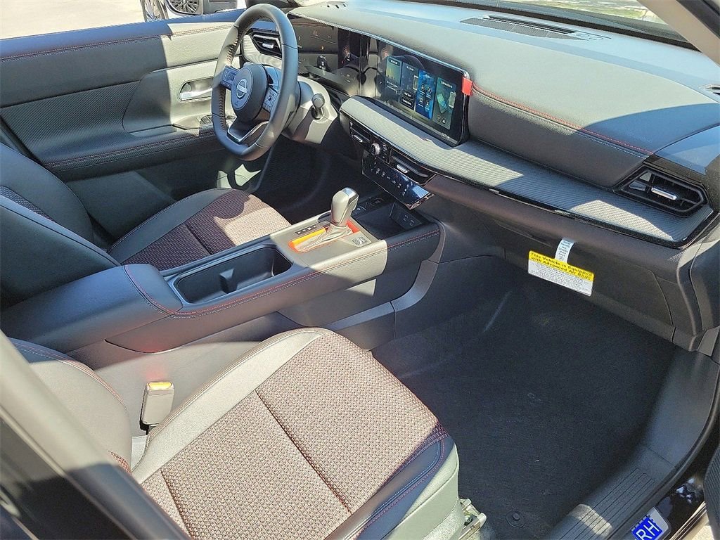 New 2026 Nissan Kicks SR w/ Illumination Package image 11