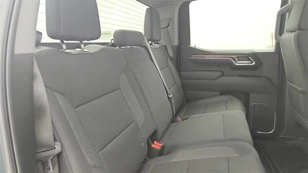 Certified 2025 Chevrolet Silverado 1500 LT image 31
