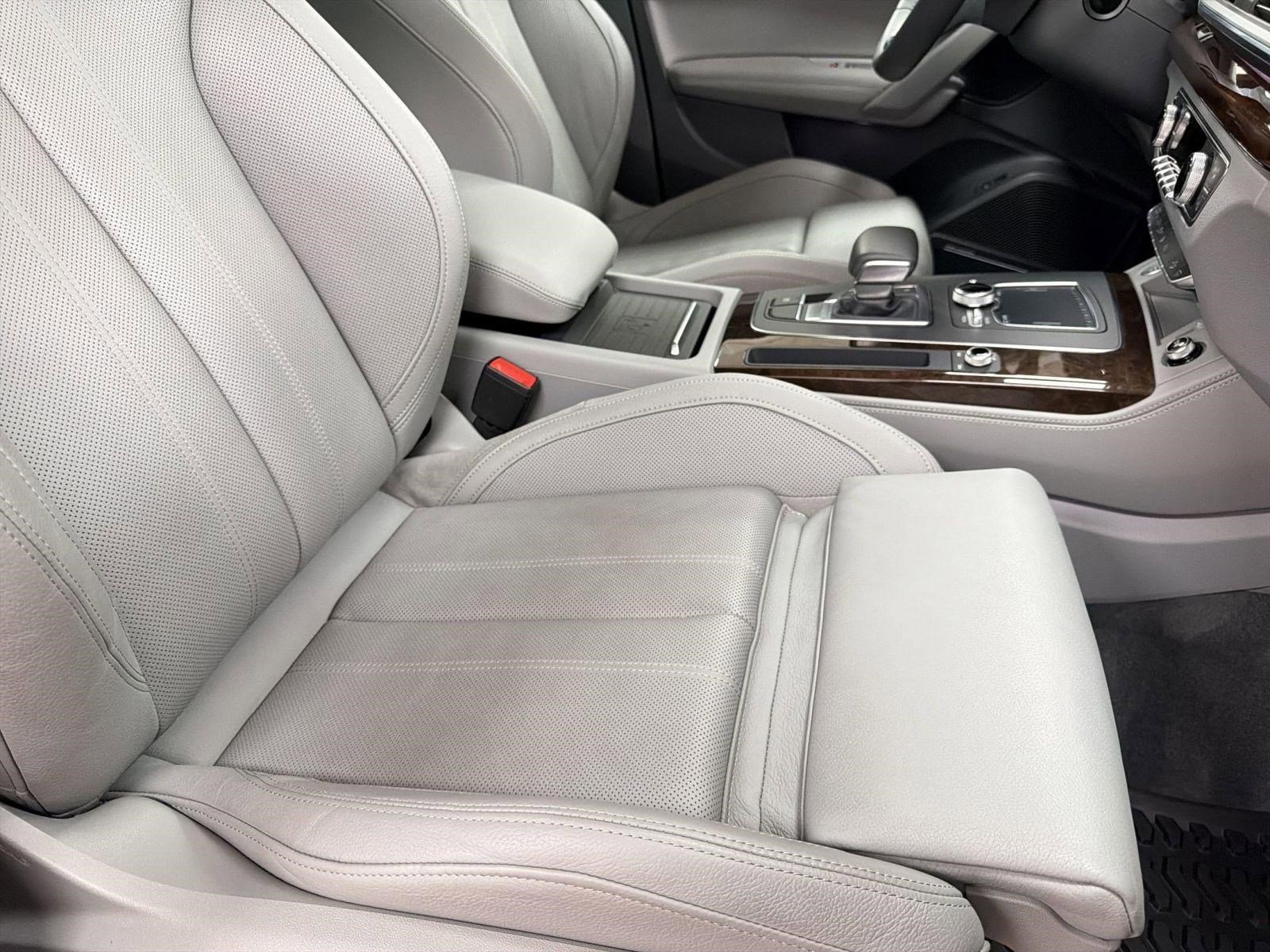 Used 2019 Audi Q5 Prestige image 26