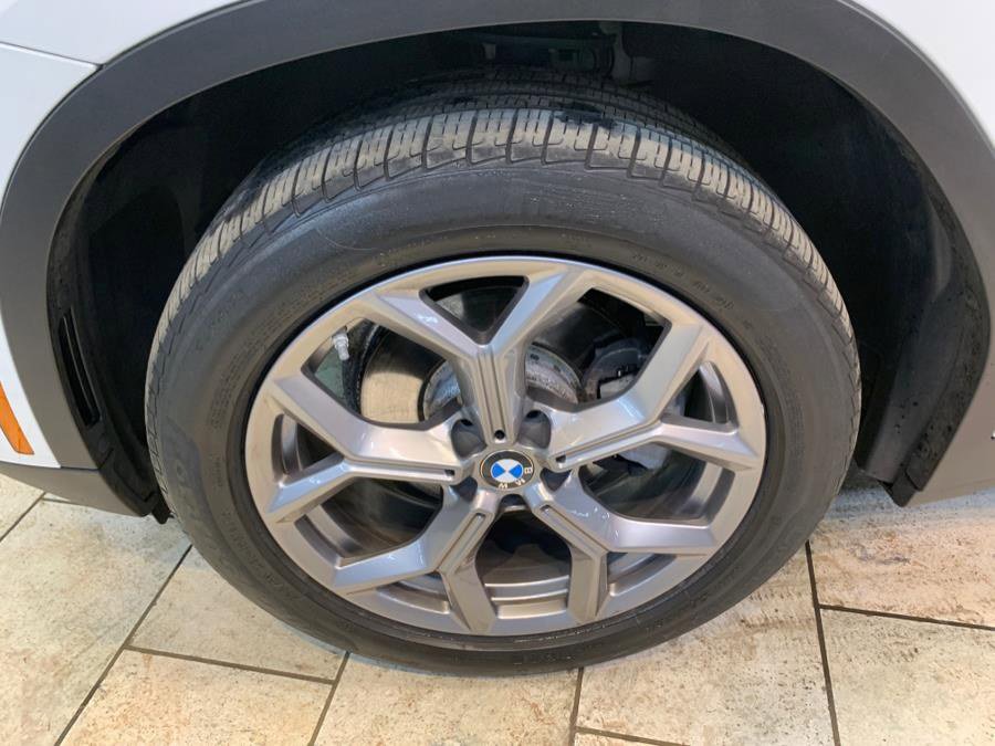 Used 2022 BMW X3 xDrive30i w/ Convenience Package w/ZPA AWD/4WD image 9