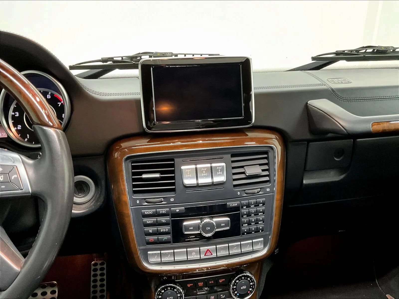 Used 2014 Mercedes-Benz G 63 AMG 4MATIC image 22