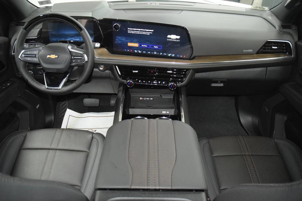 New 2026 Chevrolet Suburban High Country AWD/4WD image 31