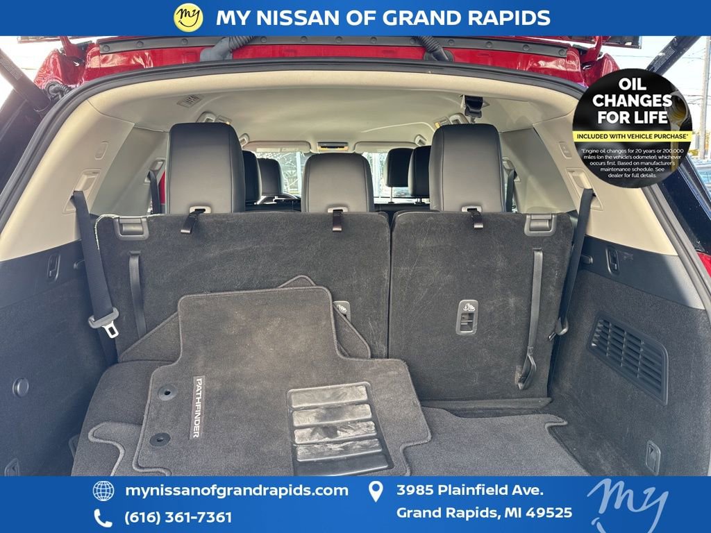 Used 2023 Nissan Pathfinder SL image 23