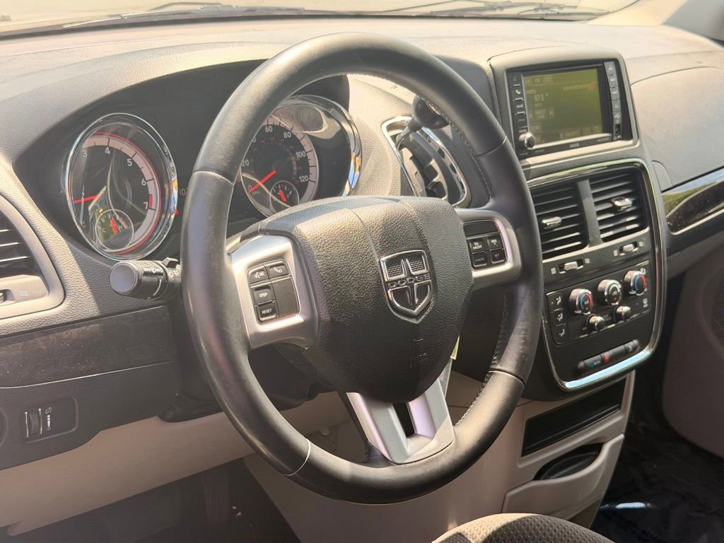 Used 2017 Dodge Grand Caravan SE w/ Power Window Group FWD image 17