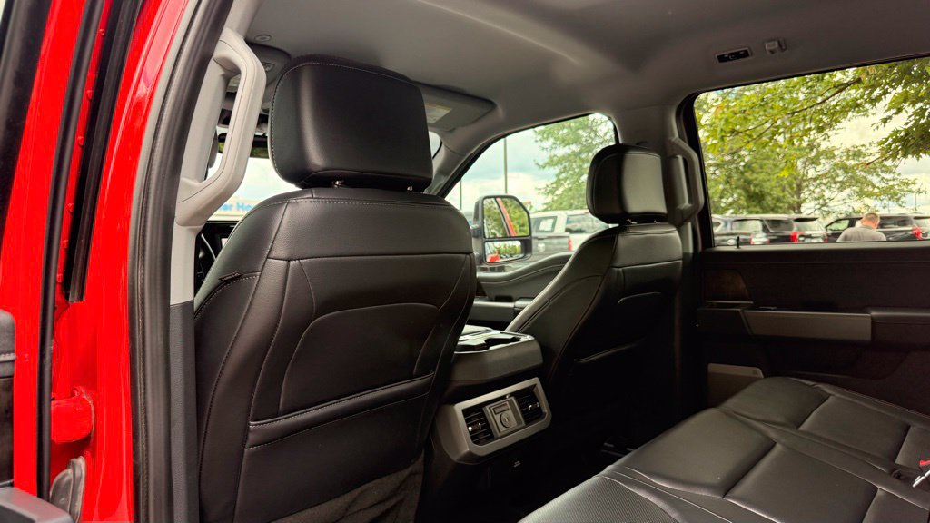 Used 2024 Ford F250 Lariat w/ Black Appearance Package AWD/4WD image 35